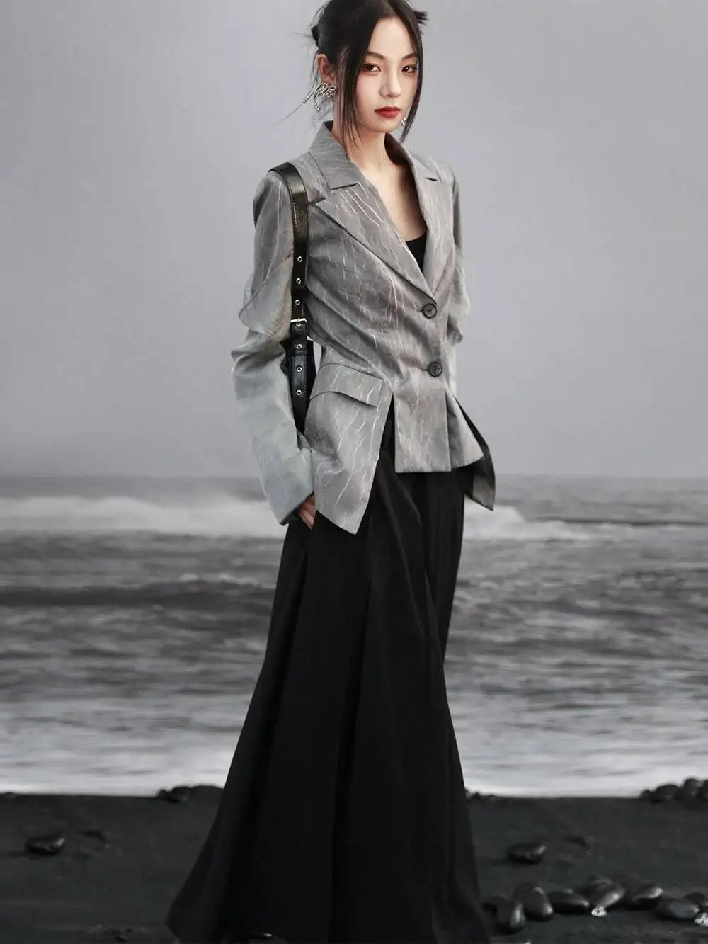 UMI MAO Gives Double Belts As A Gift!!!  Vintage Original Low Waist Half Skirt Women's Autumn Loose Pleated Skirt  Y2K