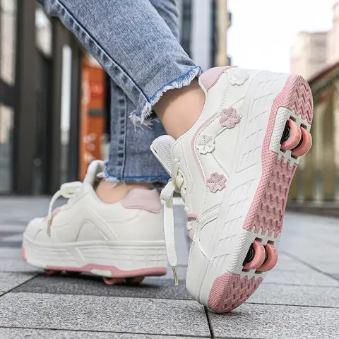 New Cool and Detachable Automatic Four Wheel Roller Skating Shoes for Girls, High Beauty Skating Shoes for Boys