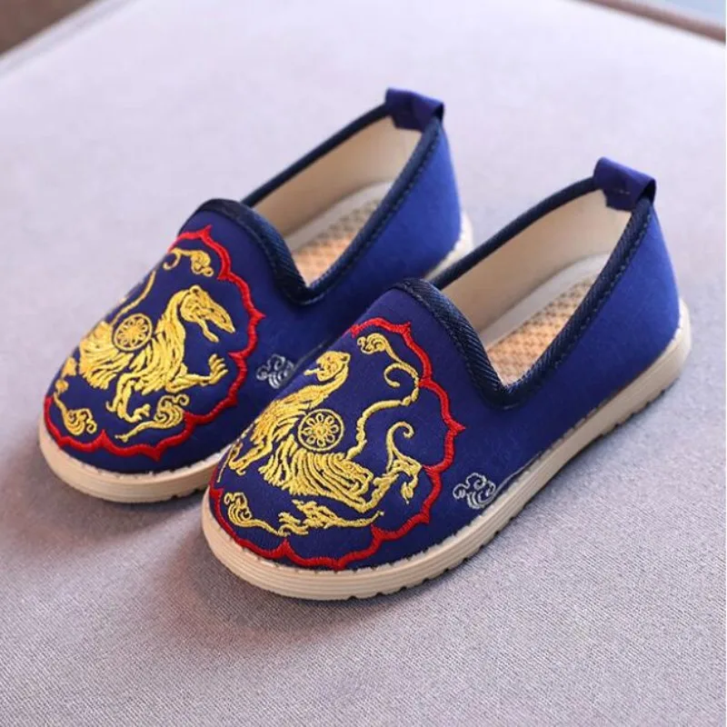 Chinese Style Boys Shoes Dragon Embroidered Cotton Cloth Shoes for Children Comfortable Kids Flat Ancient Perform Dress Shoes