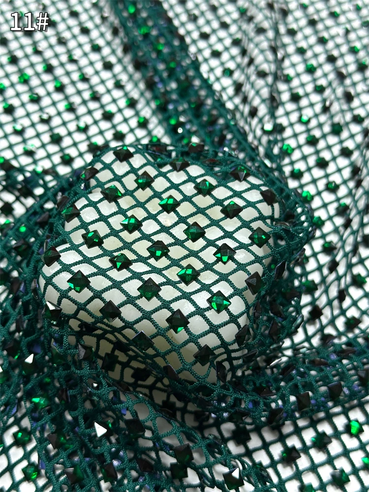 2025 Tessuto di pizzo con pietre africane Pizzo di alta qualità Tessuto di pizzo francese nigeriano con pietre Abiti da festa di nozze africani Lacci