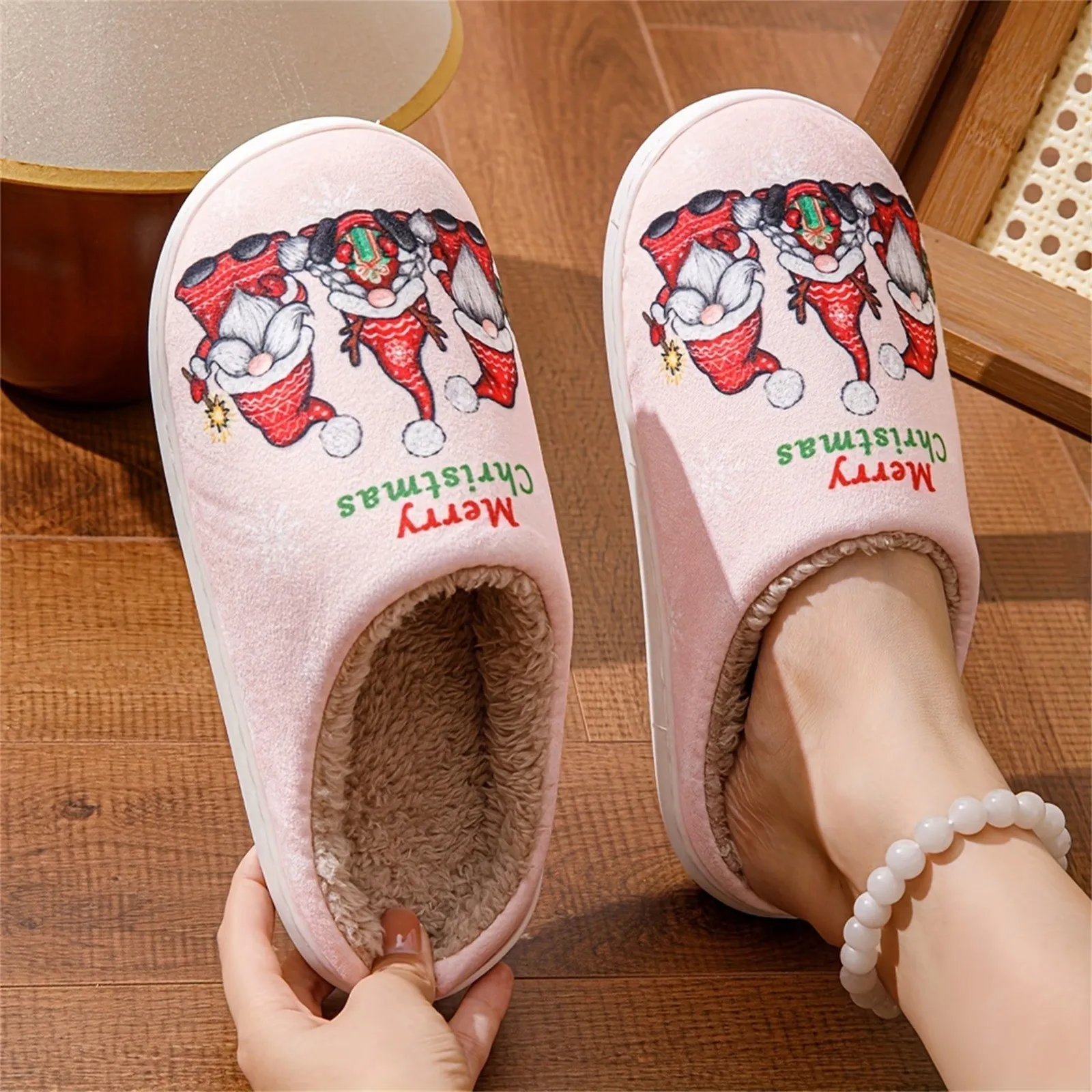 Cute Cartoon Print Fuzzy Slippers Slip On Soft Sole Flat Home Warm h Shoes Winter Cozy Christmas Portable Slippers for Women