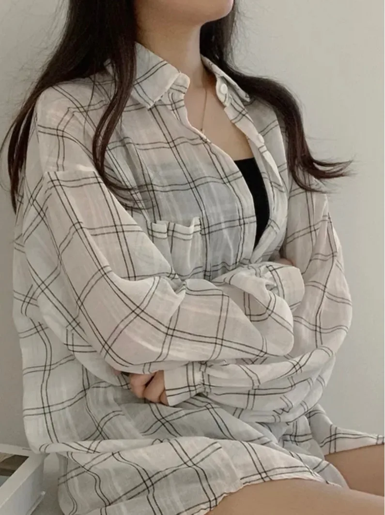 

Korean Sle Plaid irt Women's Loose Long Sve Open Cardigan Faion Small Cro Single Button Sun Protection Top