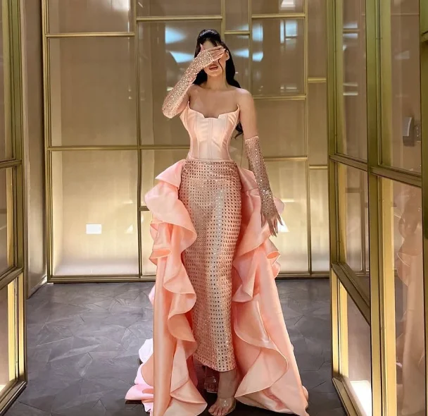 Di alta Qualità Personalizzato Lunghezza Caviglia Paillettes Backless Piega Senza Spalline Abiti Para Bodas Mujer Invitada فساتört