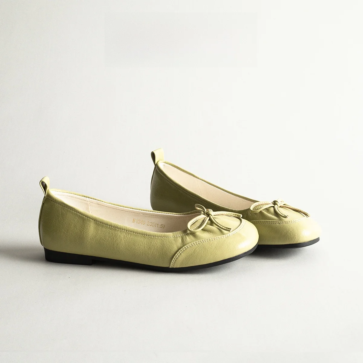 genuine-leather-mary-jane-flat-bottom-ballet-shoes-women's-versatile-slip-on-soft-bottom-grandmother-shoes-spring-season-yout