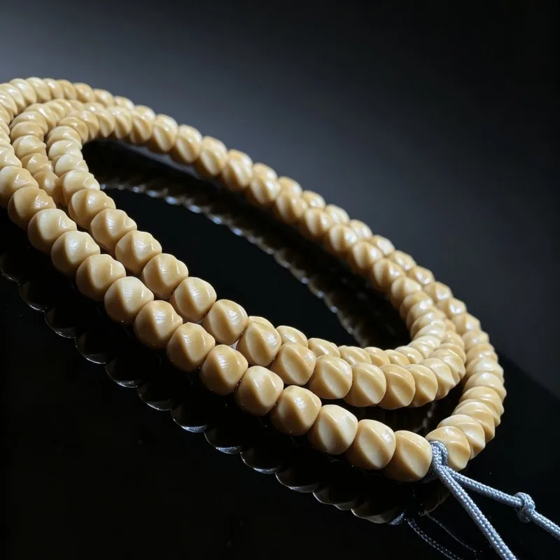 Ridge Bodhi, A Minimalist And Elegant Design, Available In Unisex Sizes, With A/8Mm Gauge