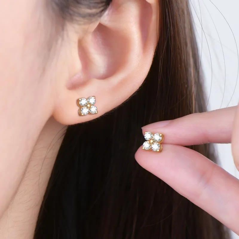 2025 Trendy Four Clover Moissanite Stud Earrings 925 Sterling Silver Flower Piercing Ear Jewelry for Women 3mm Lab Diamond Gifts
