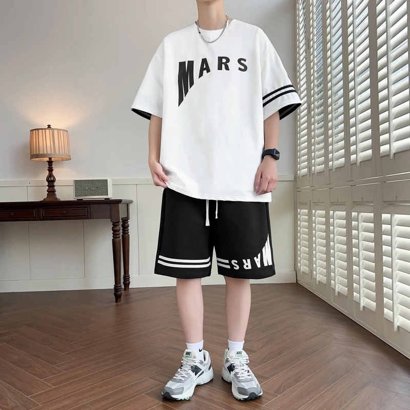 2024 Mode T-Shirt Shorts 2 Stück Männer Shorts Sets Sommer y2k Trainings anzug Männer Kleidung Harajuku Stil Loose Fit Sportswear Sets