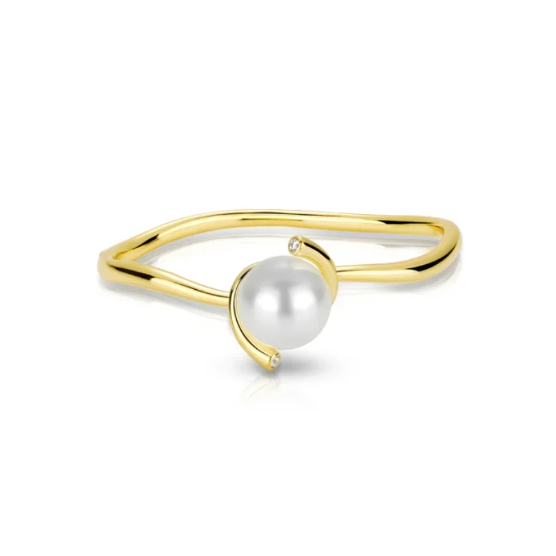 CAMEO 925 Silver Synthetic Zircon Bracelet White Moonlight Round Shell Pearl Fashion Design Gold Bangle