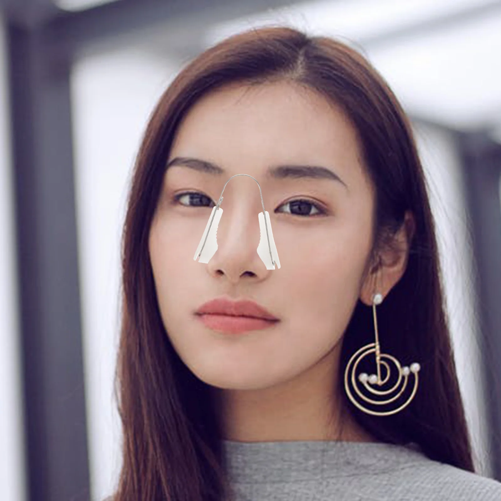 

2pcs Silicone Nose Lifter Pain Free Nose Bridge Straightener Face Beauty Tool Small Light Portable Design Nasal