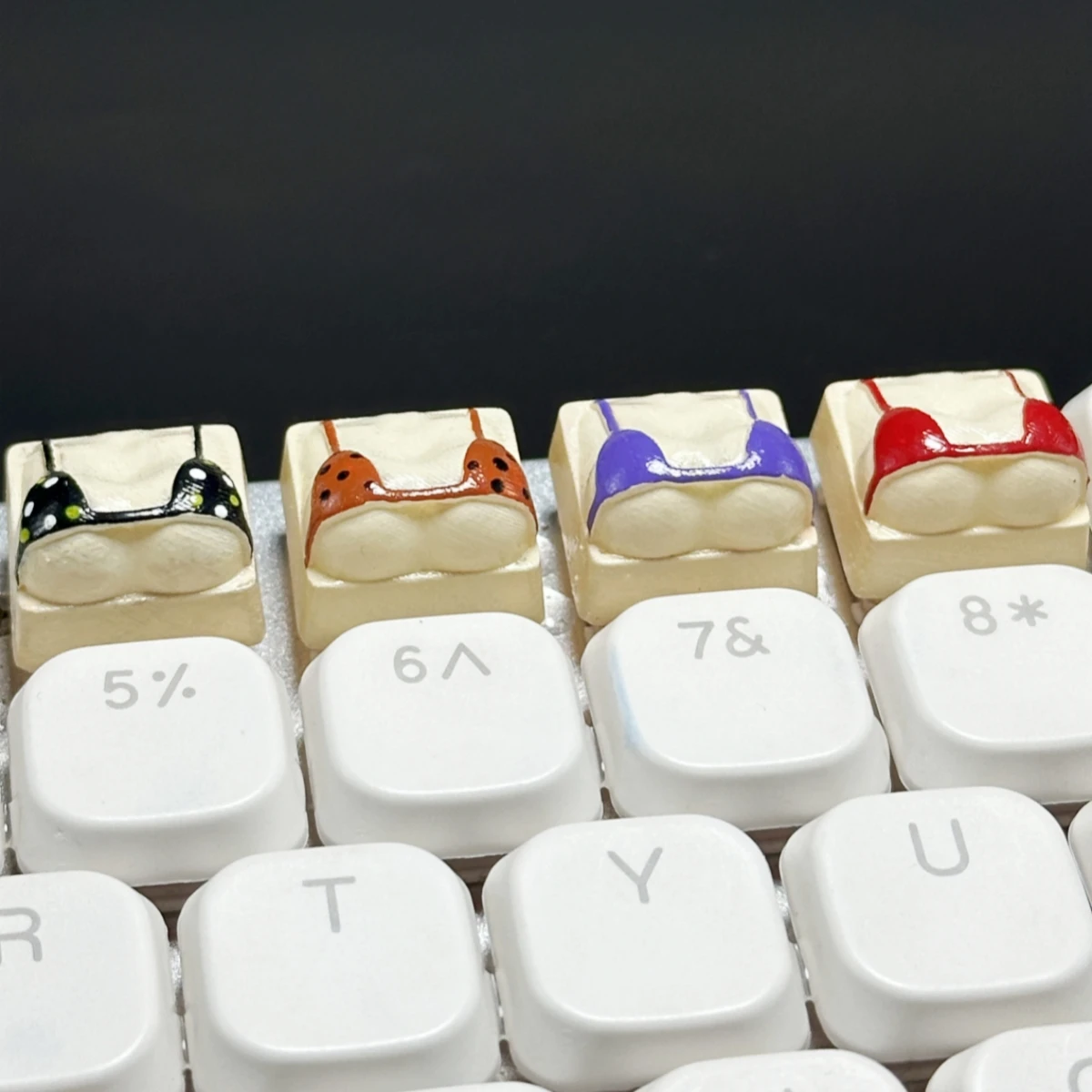 1 PC Handmade น่ารักบิกินี่ Keycaps สําหรับ Cross-Axis Mechanical คีย์บอร์ด-ที่ไม่ซ้ํากันและมีสไตล์ Keycap อุปกรณ์เสริม