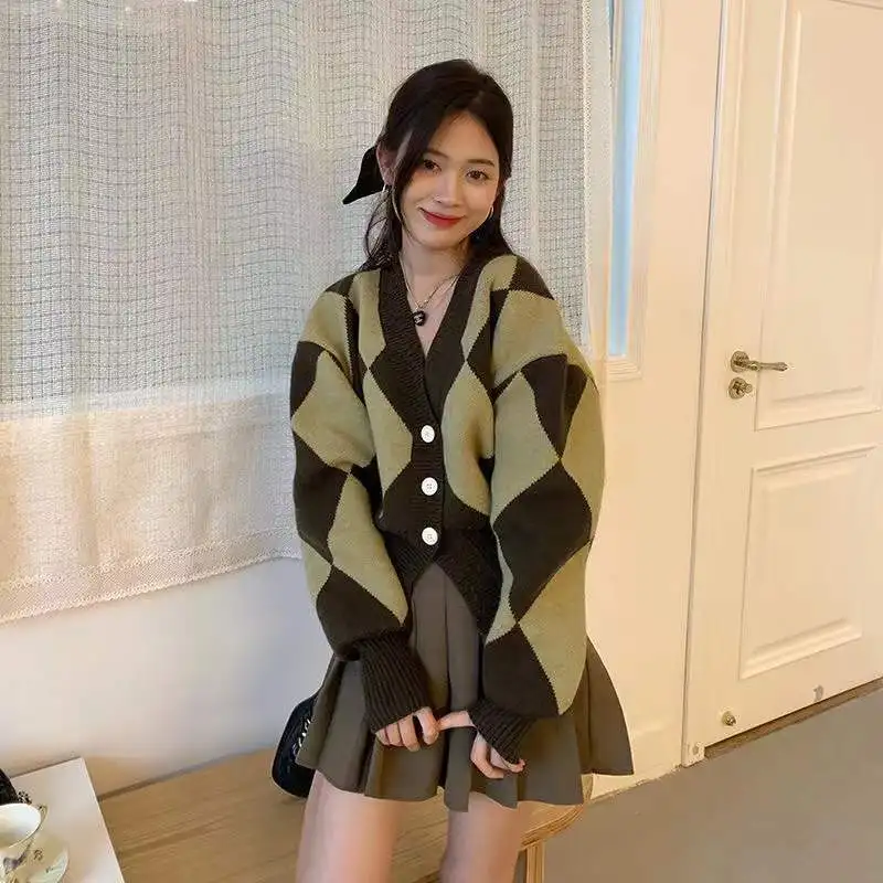 Lingge Sweater Women\'s Design Sense Niche Loose Waist Short Top Retro Japanese Lazy Knitted Jacket