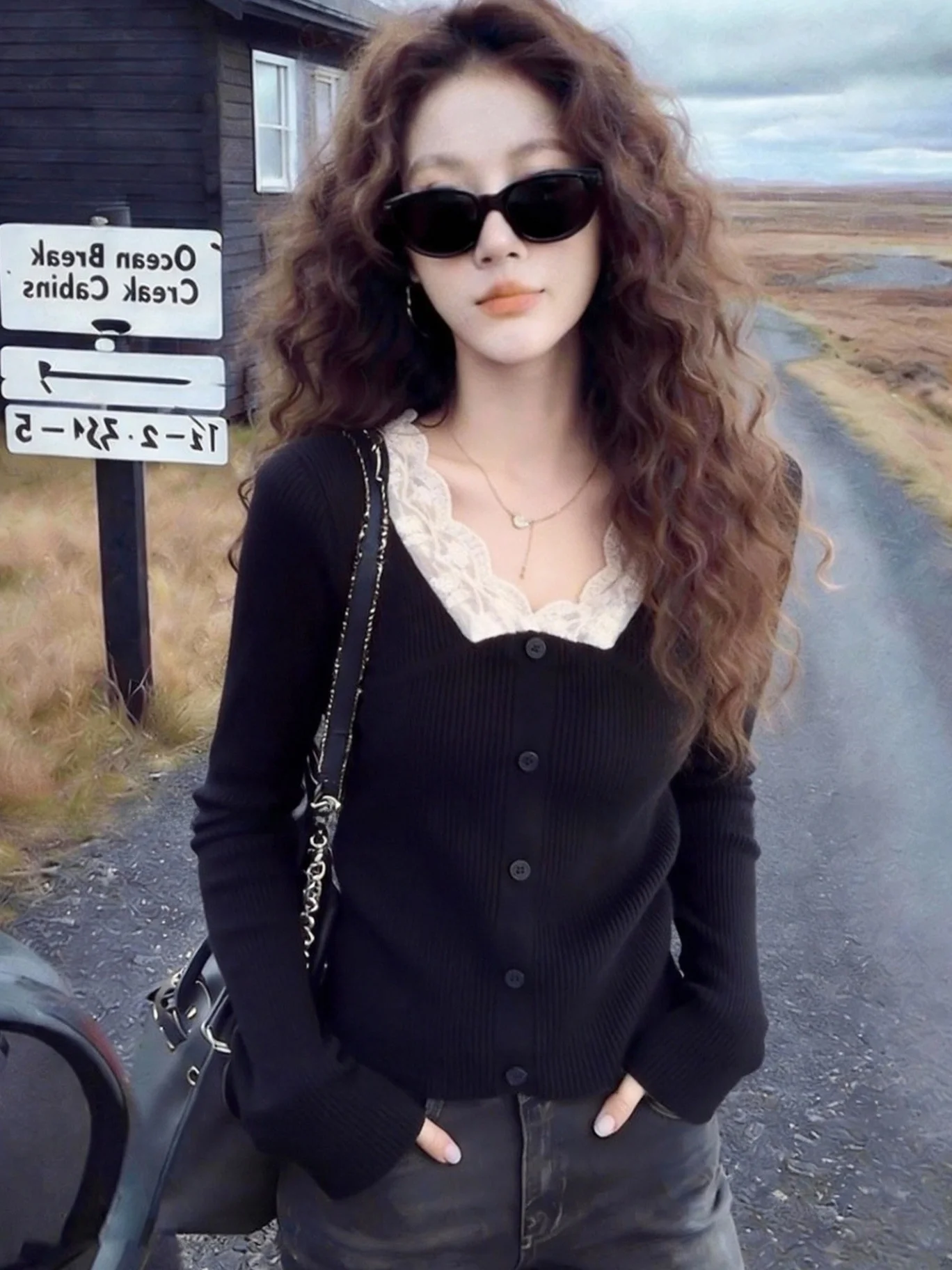 

Весна 2026: Новинка! Элегантный вязаный кардиган с U-образным вырезом и кружевом, женский, приталенный, для ношения под одеждой, премиум-класса, с длинными рукавами, шелковый топ.