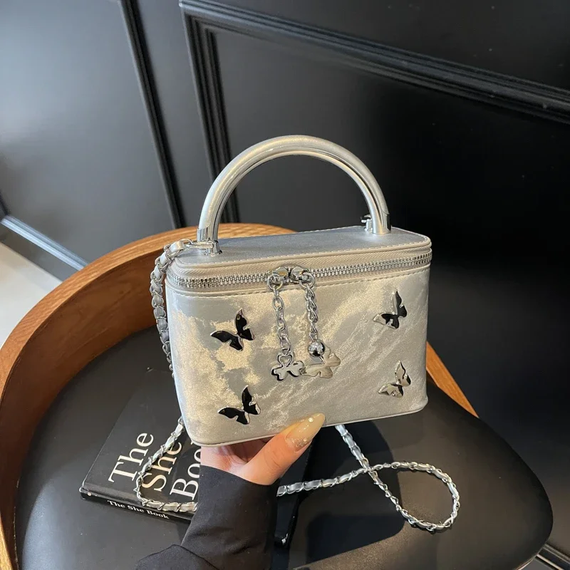 

Chains Bow Zipper Solid Box Shoulder and Crossbody Fashion Personality Sense of Luxury Handbags for Women 2025 Hot Sale