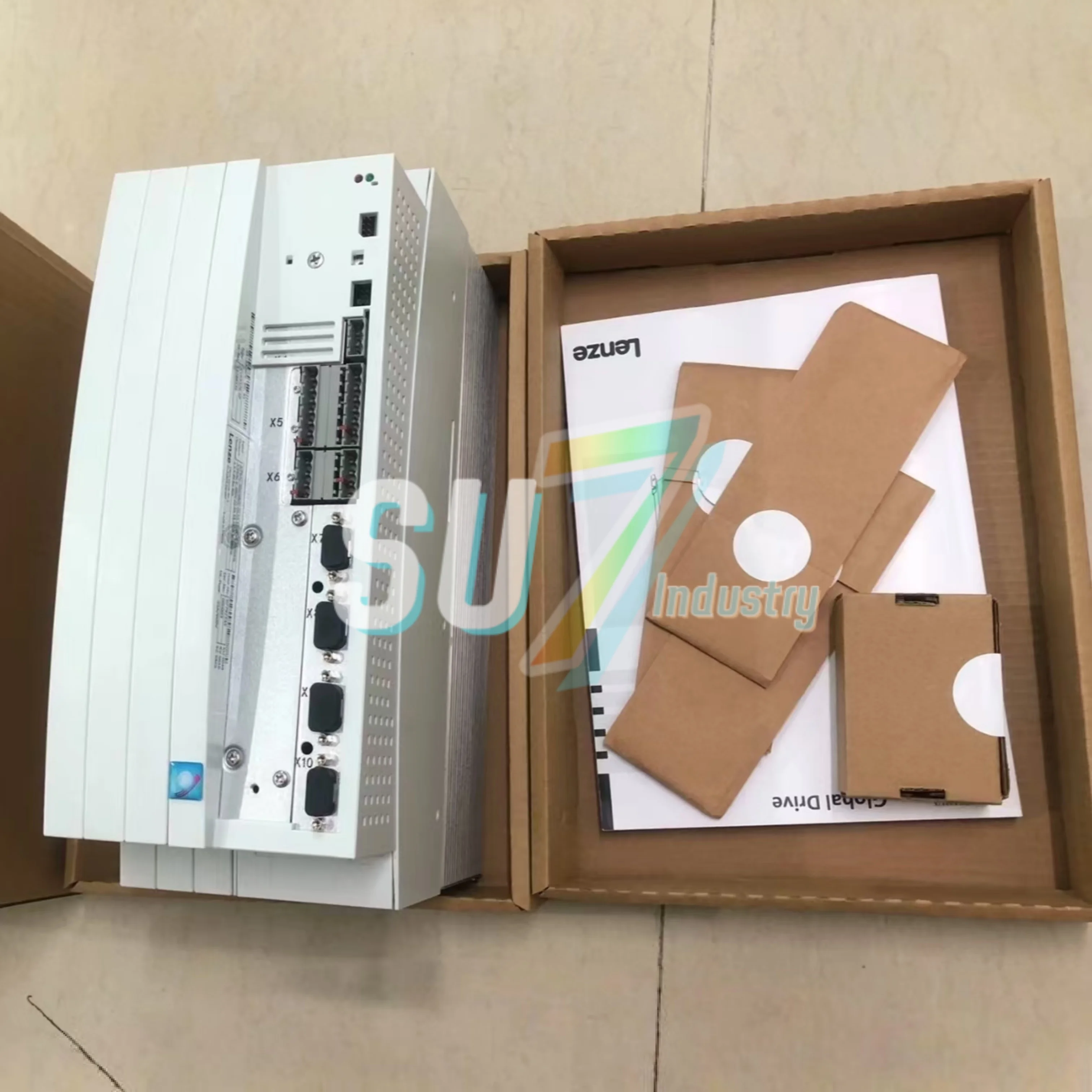 サーボドライバー 新品オリジナル EVS9324-ES EVS9324-EP EVF9324-EV EVS9324-ESV004 EVS9324-EPV004 EVF9324-EVV004 EVS9324-ETV004