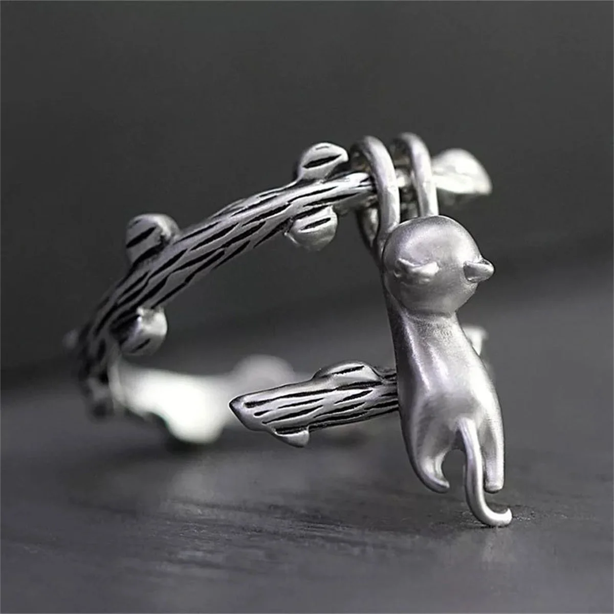 Vintage Gothic Silver Color Branch Cat Rings Men Women Punk Hip Hop Shark Animal Opening Finger Ring Fashion Party Jewelry Gifts