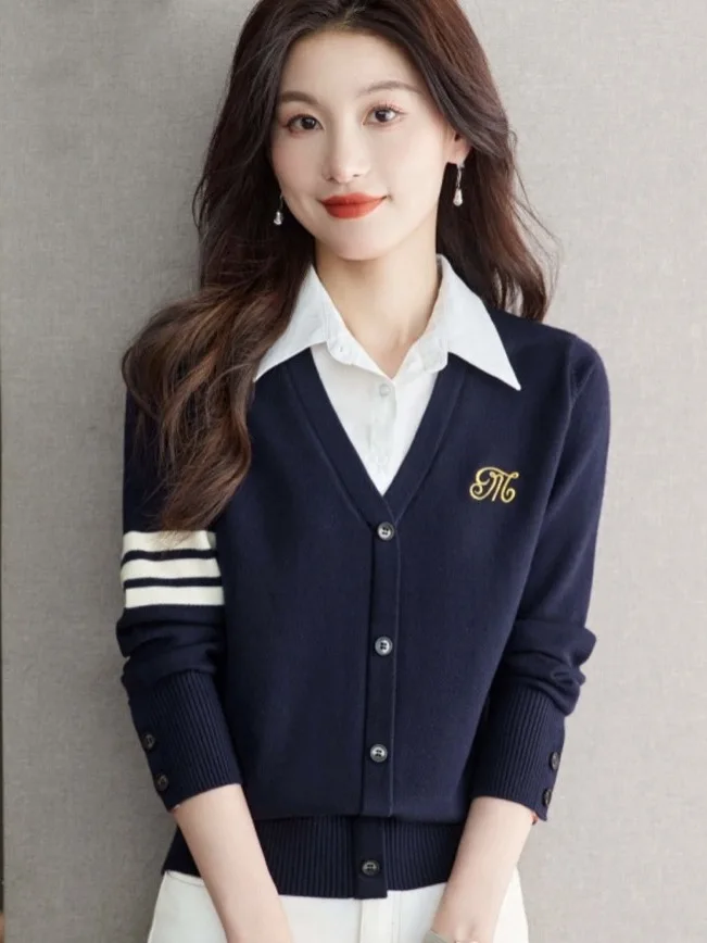 เสื้อถักคอเต่าแบบสองชิ้นปลอม ผ้าเนื้อนุ่ม ระบายอากาศได้ดี แขนยาว คุณภาพพรีเมียมสำหรับผู้หญิง แฟชั่นฤดูใบไม้ร่วง