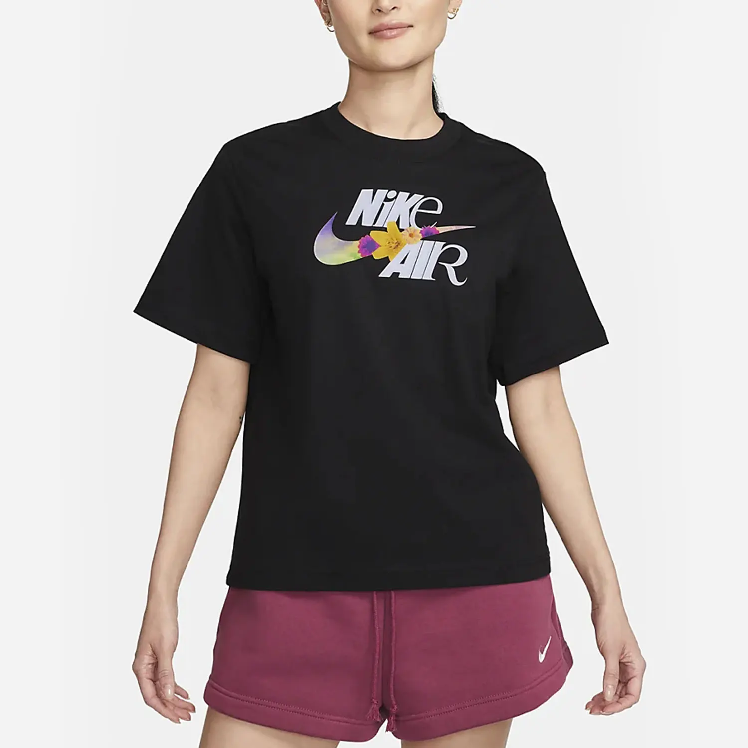 

Nike Womens Summer New Casual Loose Fit Sports T-Shirt FB8192-010