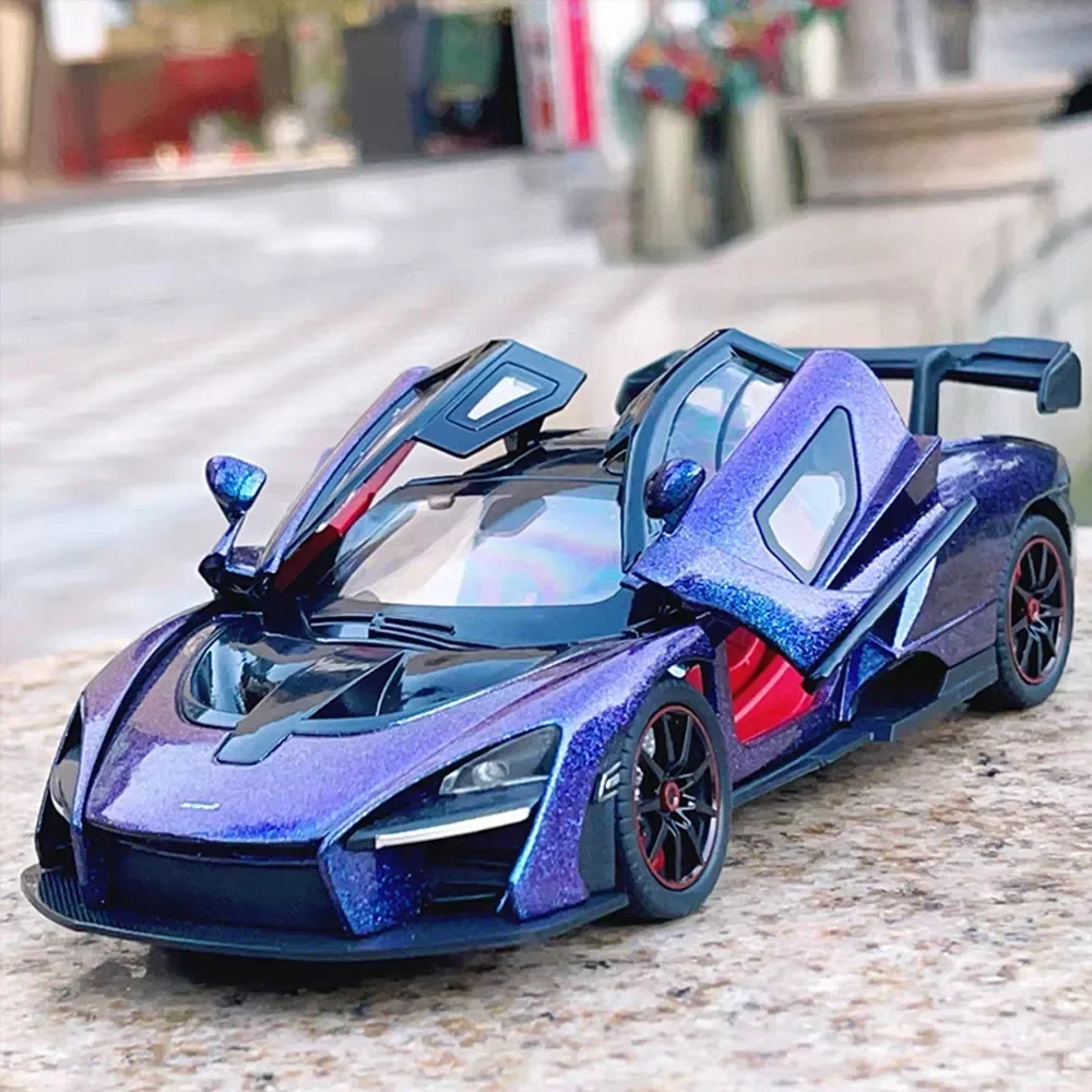 1:24 Senna 720s Miniature in lega Supercar Modello Giocattoli Diecast Vehice Suono Luce 4 porte aperte Tirare indietro Giocattolo per il regalo dei bambini