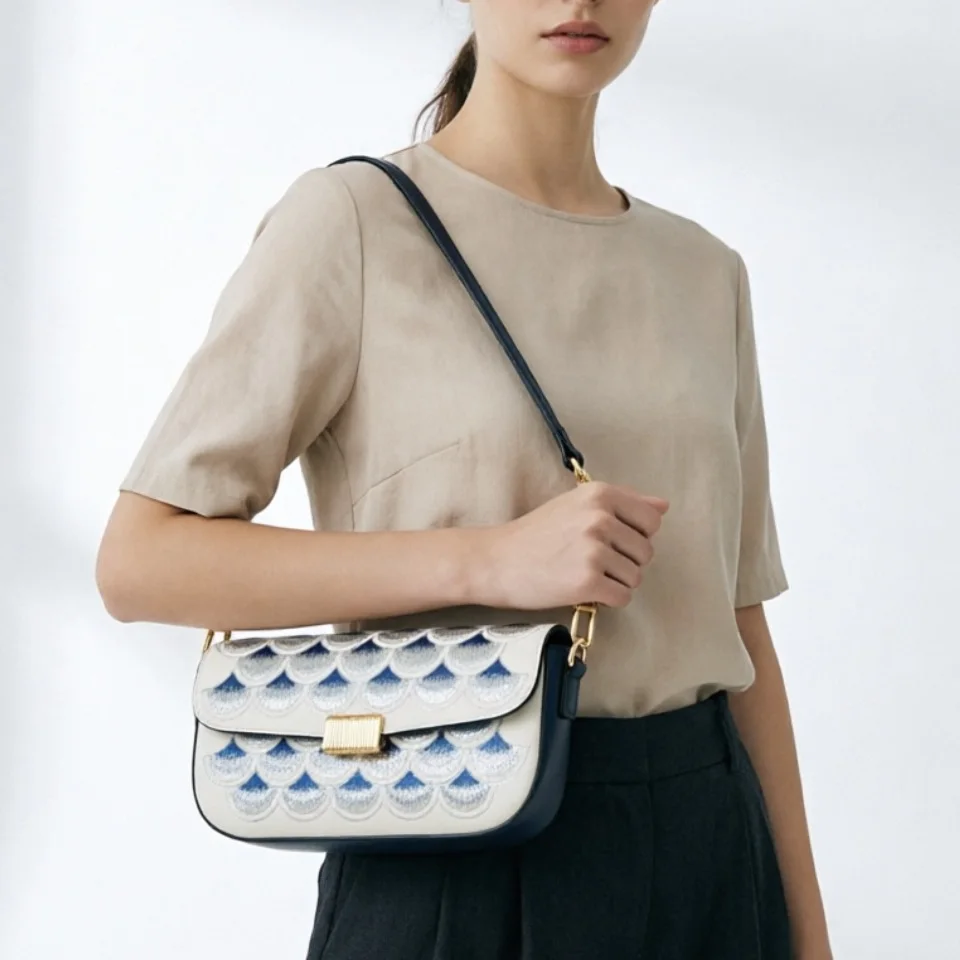 NEW  Luxurious Women Leather Crossbody Bag Auspicious Bird Cow Skin Winter Hot Woman Skin Bag Handmade Shoulder Bag Girl#YH690