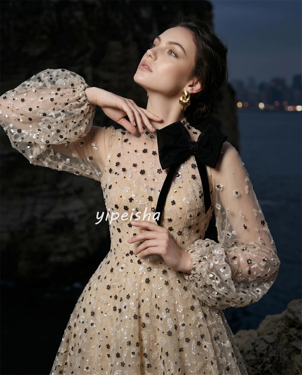 Customized Modern Style Women Tulle Beading Ruched A-Line Evening Dress Formal High Collar Long Sleeves Floor Lenght Party Gowns