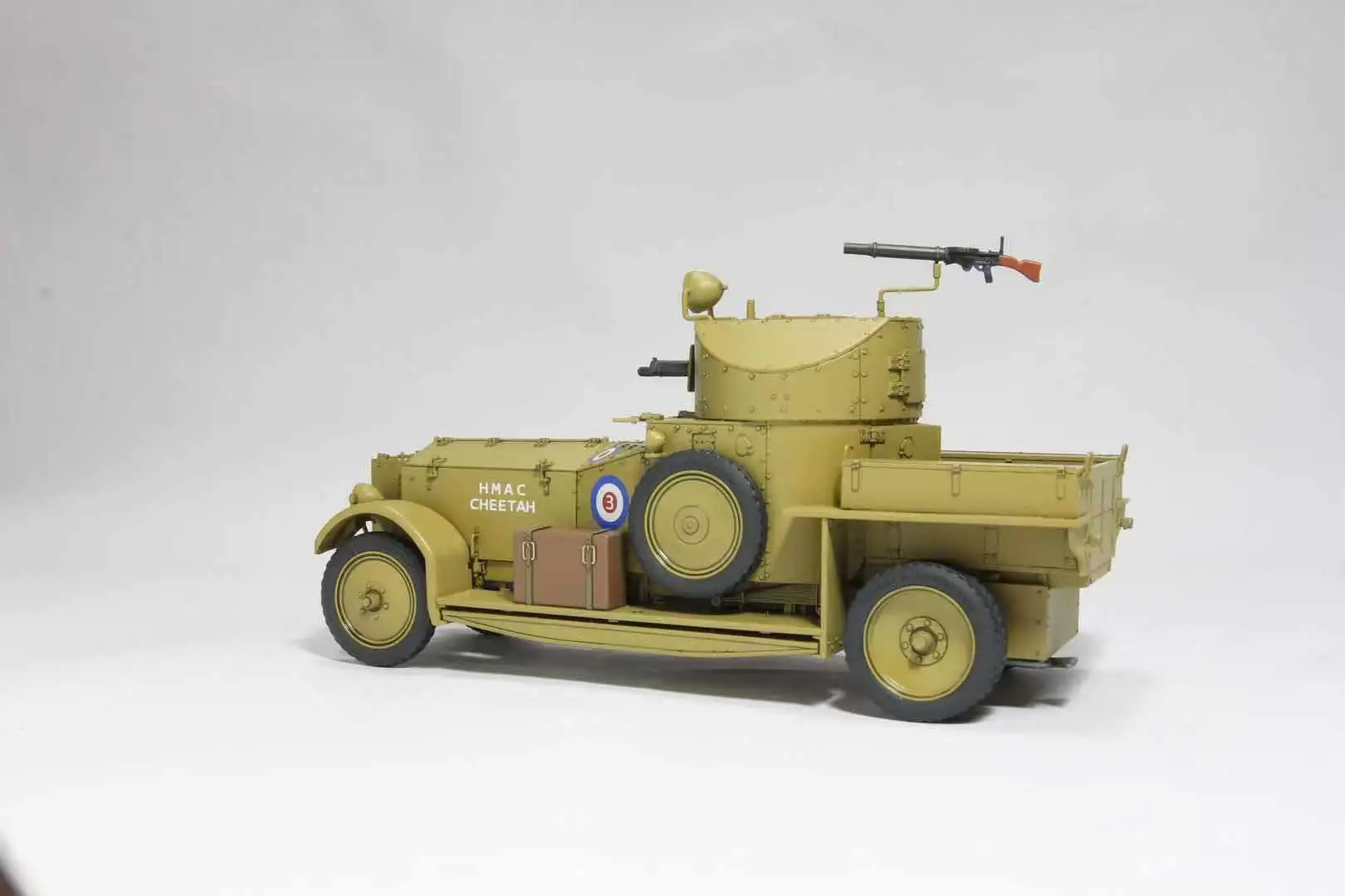 Warslug 1901 1/35 scale the british armored car full interior edition