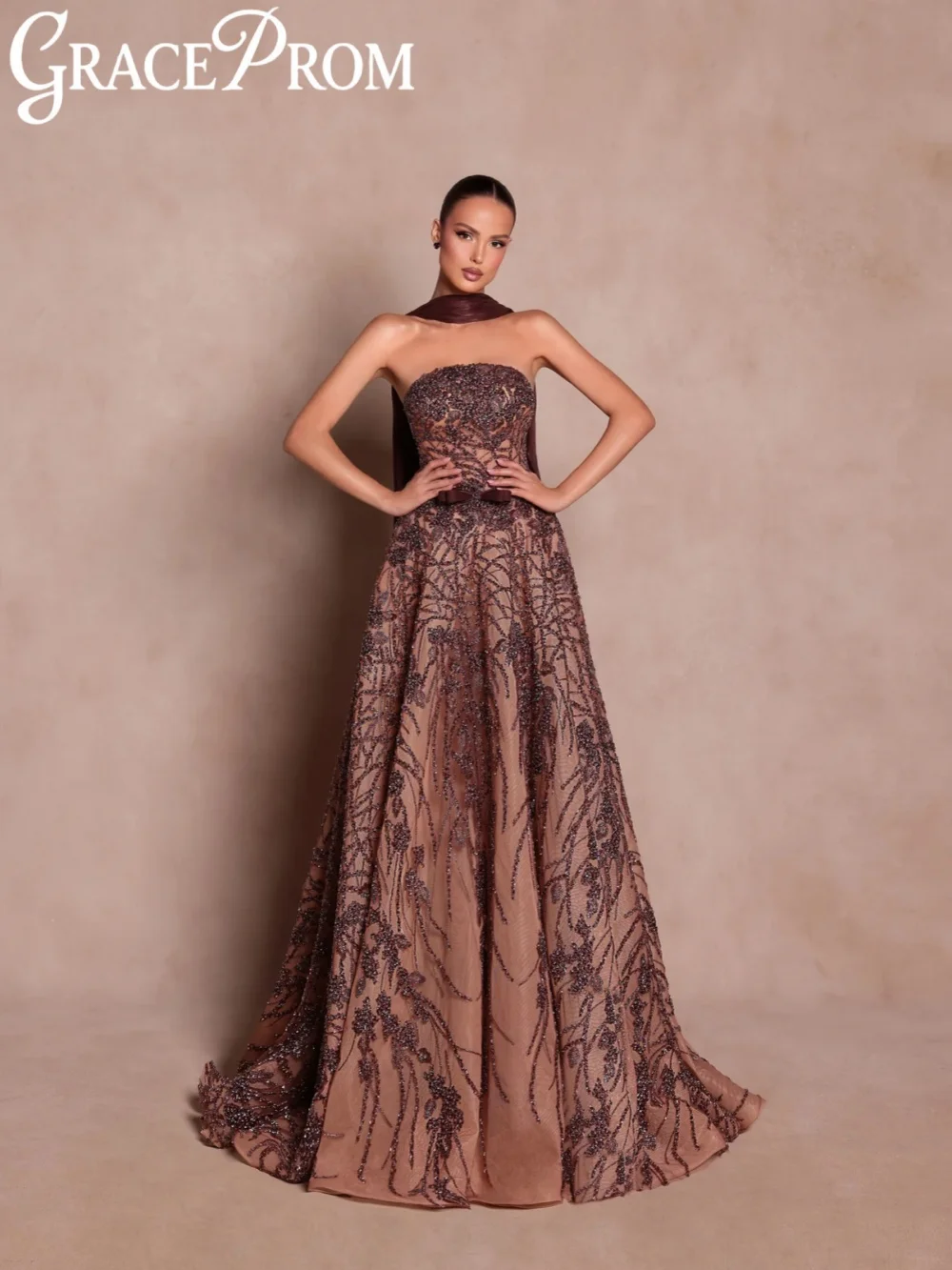 

Embroidered Lace Formal Evening Dress Floor-length Luxurious Wedding Party Gown Customized Chic Strapless Red Carpet Gowns