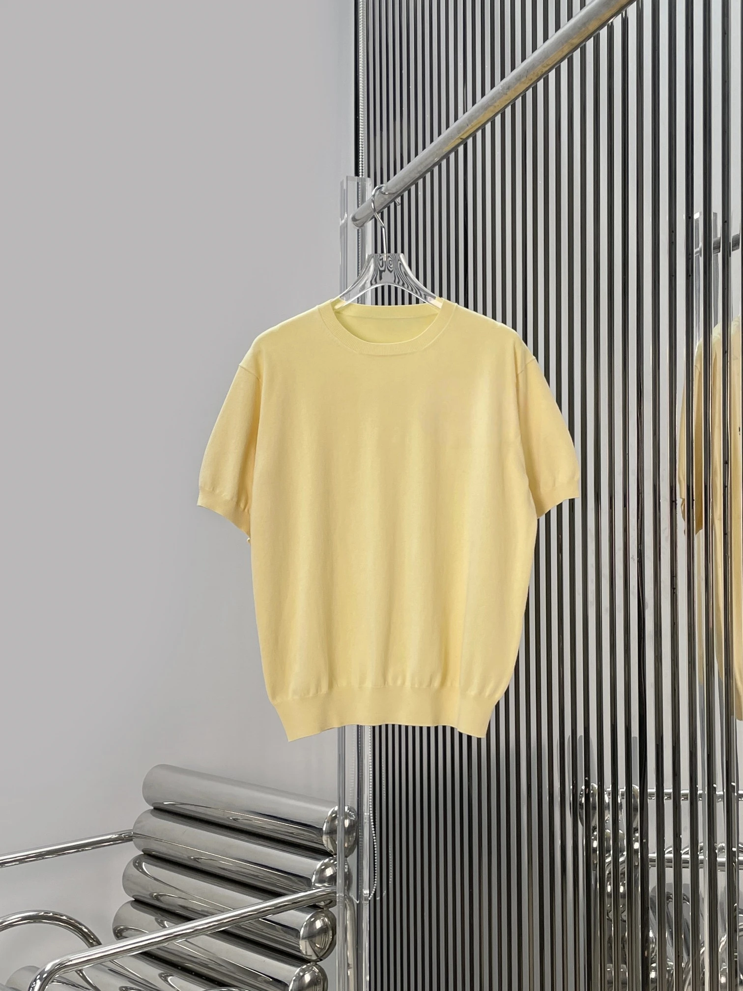 

Yellow Knitted Top Letter Logo Embroidery round Neck Short Sleeve Slimming Versatile High Quality Women's Fashion Commute Style