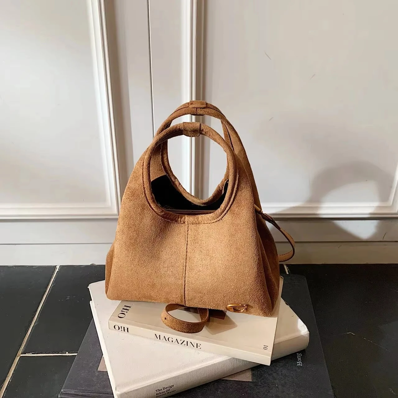 Mini Black PU Leather Tote Bag For Women Elegant Small Capacity Shoulder Bag Adjustable Strap Crossbody Bag Casual Daily Handbag