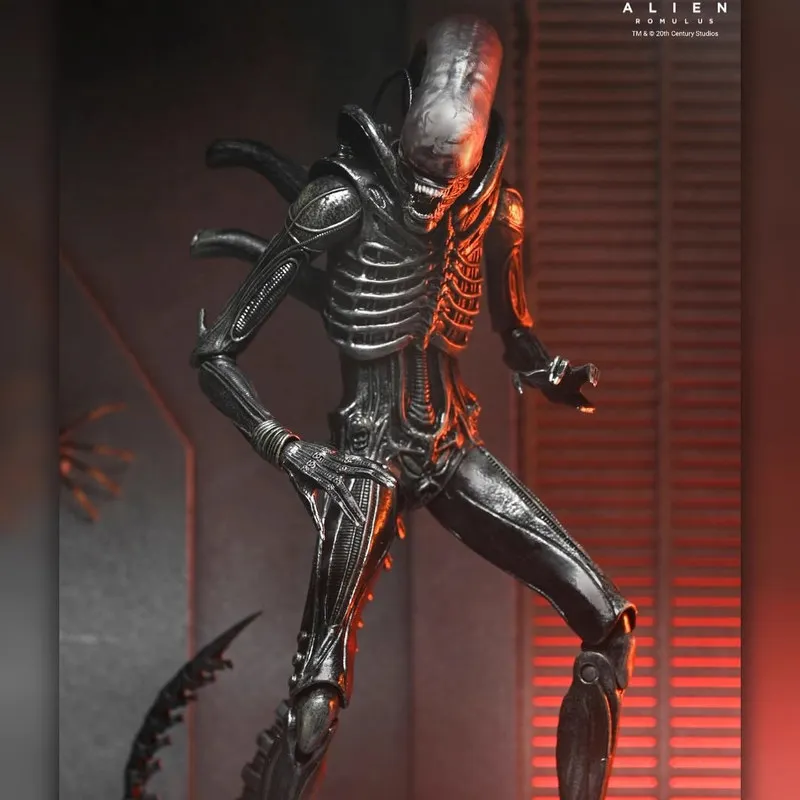 

【 In Stock 】 Authentic National Neca Deadly Ship Ultimate Alien A1 Gold Label Mobile 7-Inch Handmade Doll Fashion Trendy Play