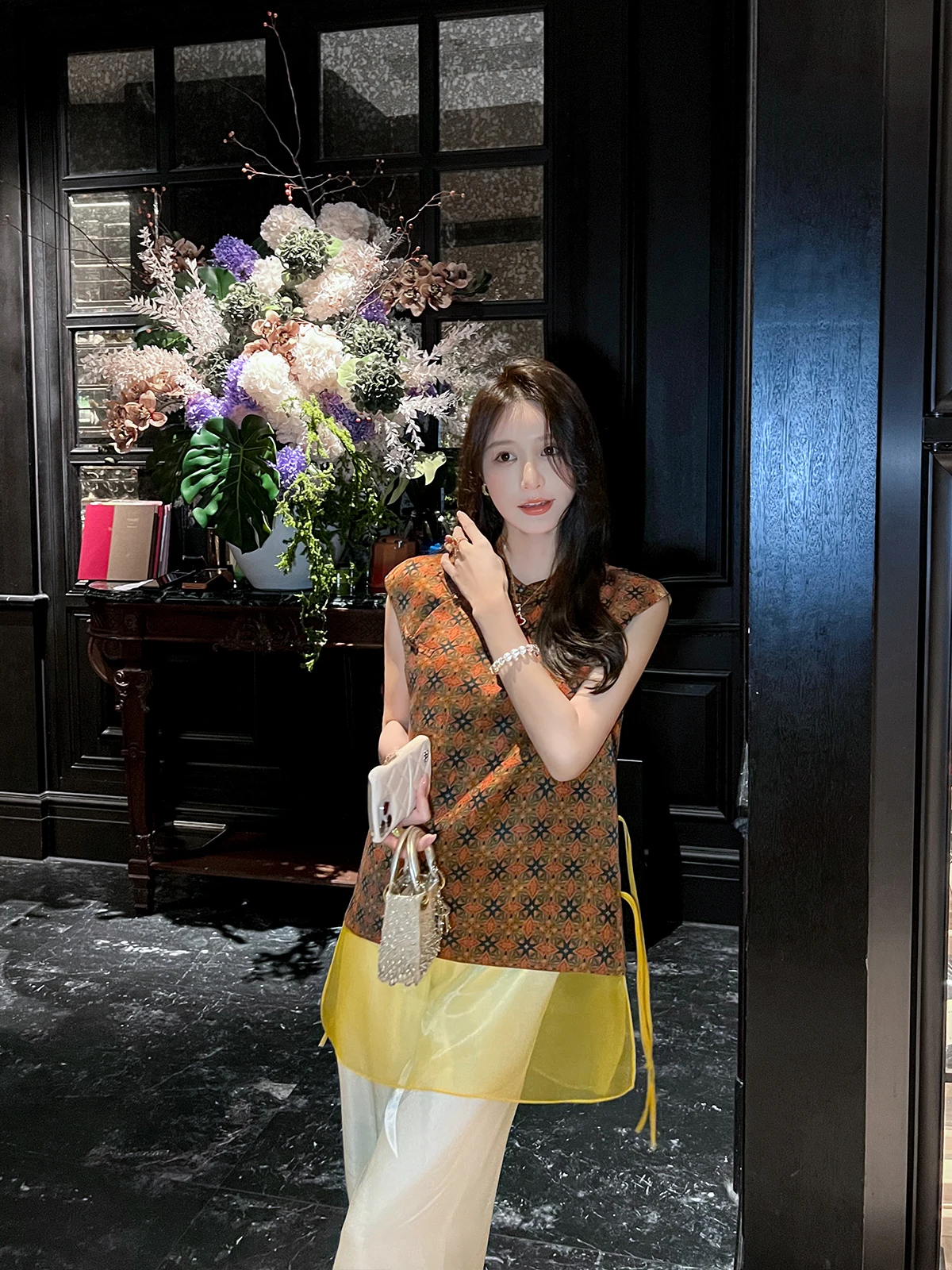 

Новый женский топ из смеси шелка в китайском стиле, лето 2026, костюм Ele в стиле ретро Тан, накладка на плечо, плоский узор, стандартная посадка