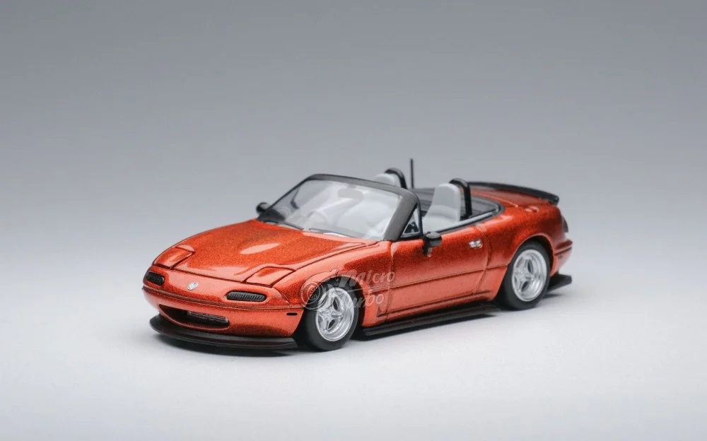 MT Flip 1: 64 MX5 Eunos Roadster NA orange alloy model