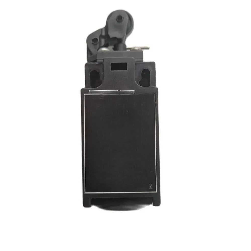 Z1R236-02ZR-1816 Escalator Parts Safety Component Travel Switch