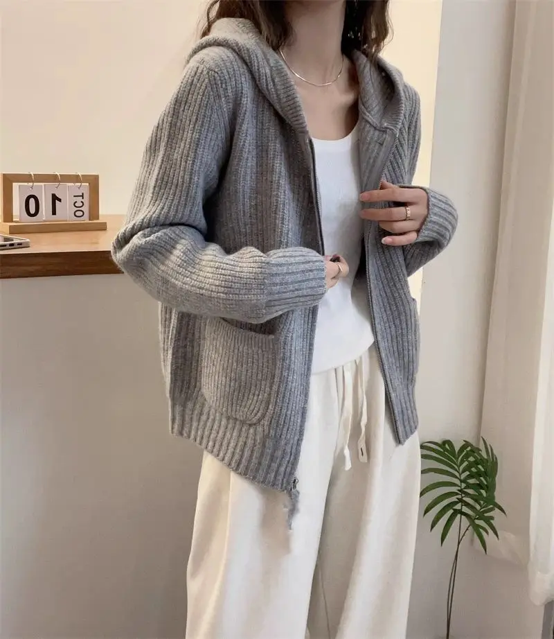 FRSEUCAG  Loose casual 100% wool knitted cardigan women\'s hooded sweater short long sleeved women\'s wool sweater hot selling