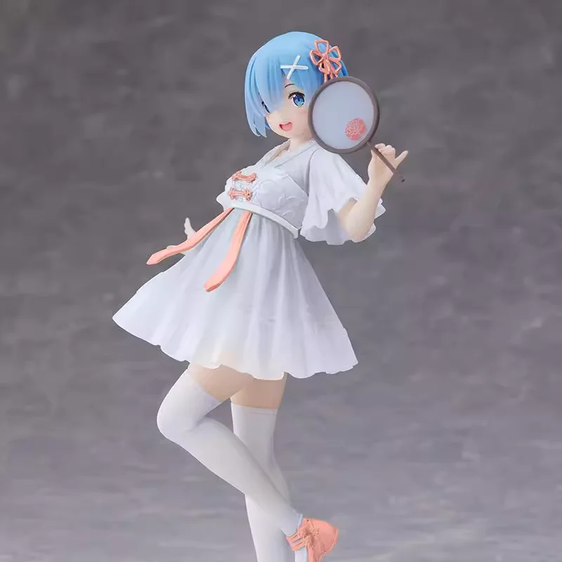 Disponibile originale TAITO Coreful Re: Vita in un mondo diverso da Zero REM Abito bianco in stile cinese Figura anime Ornamenti per bambole