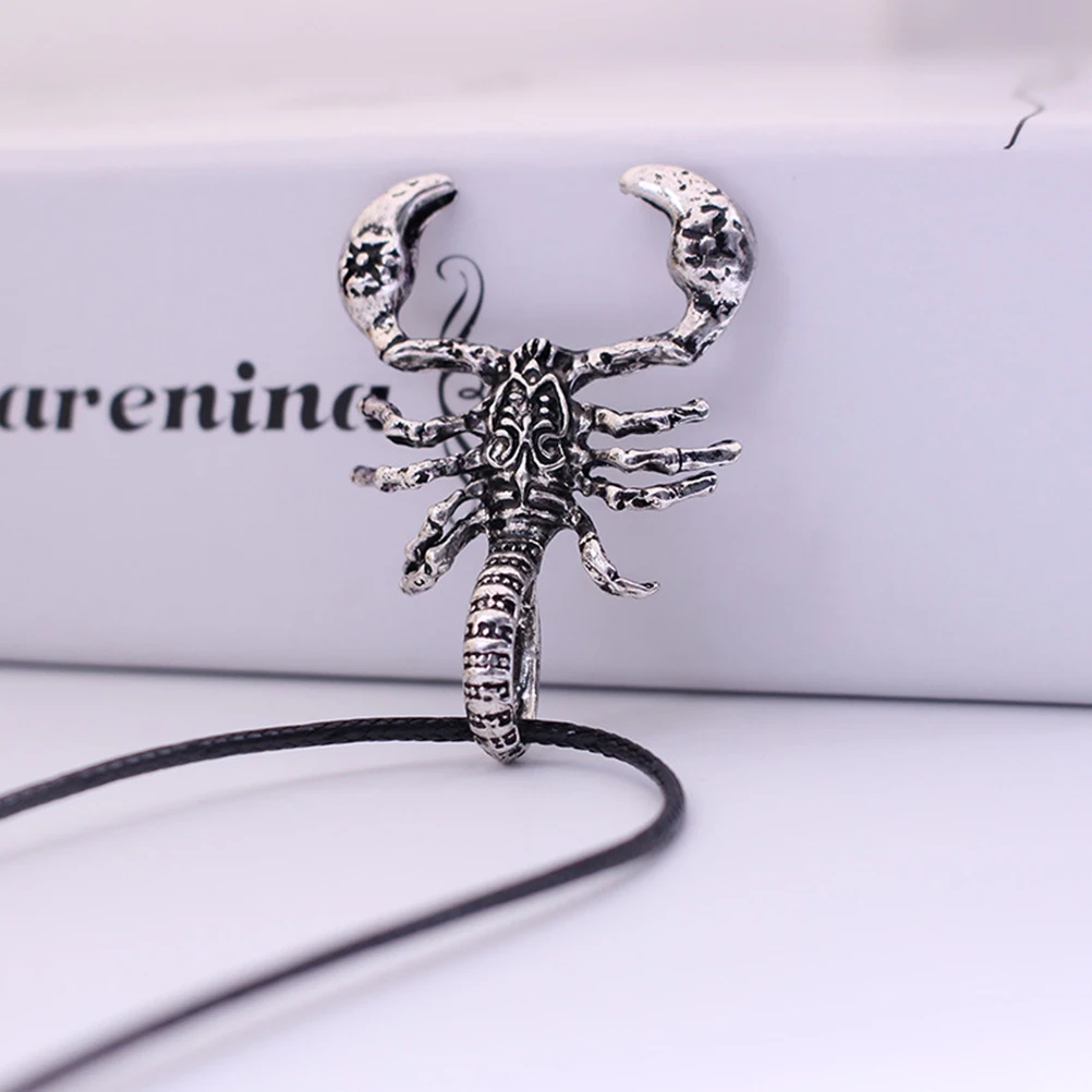 

Scorpion Necklace Gothic Hip Hop Jewelry Durable Alloy Hip Hop Necklace Adjustable Rope Halloween Everyday Wear