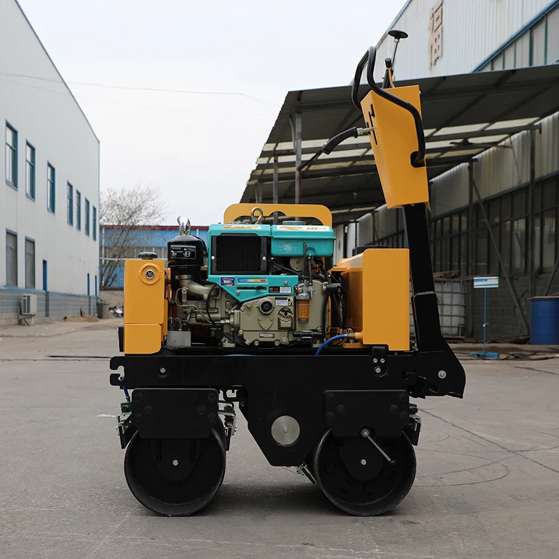 Picture 5: Double Drum Vibratory Road Roller Compactor Full Hydraulic Mini Walk-Behind with Famous Brand Engine