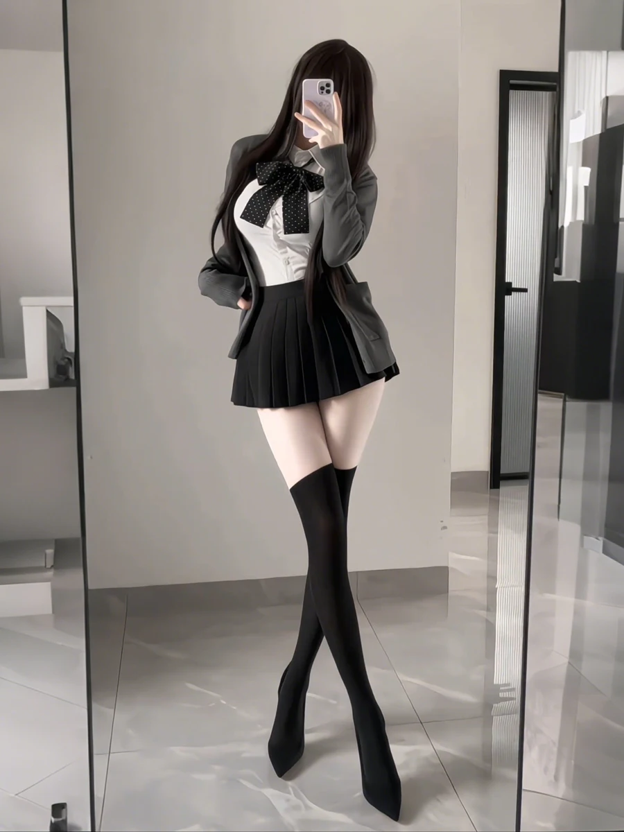 

Sexy School orm Set Tee Pieces Winter Clothes Bla Silk Floral Pig Jk Sweater Cardigan Layering Hot Girl Faion Ensemble