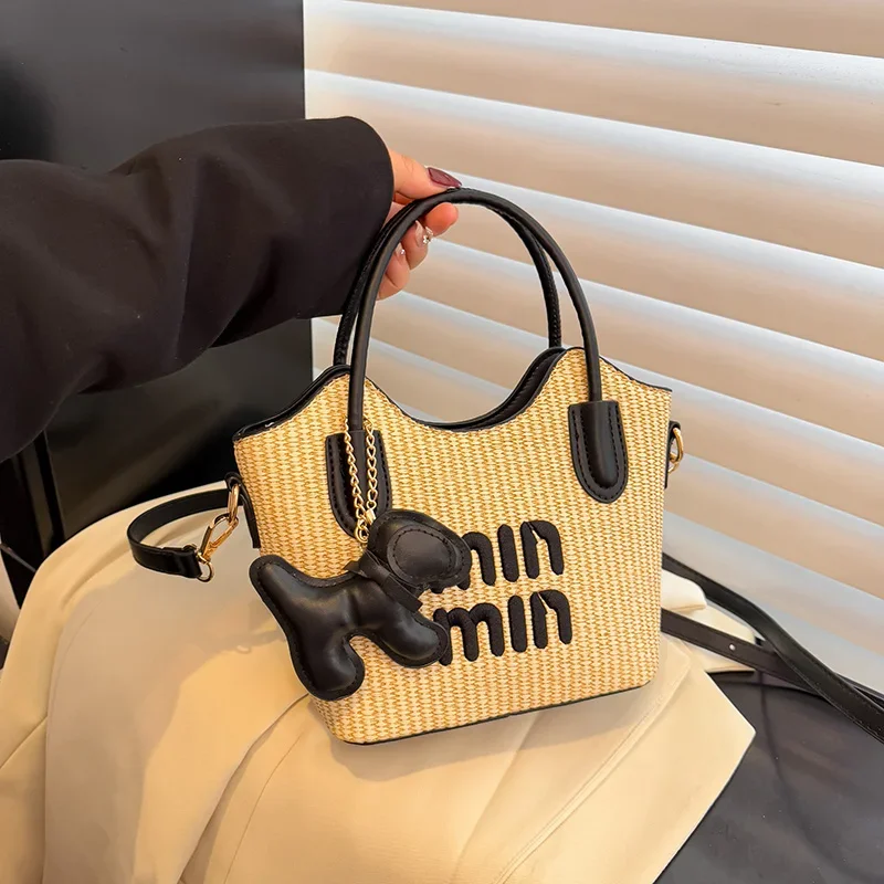 

Fashion Forward Ladies Tote Bag Convertible Crossbody Shoulder Handbag Premium Leather Women's Designer Purse