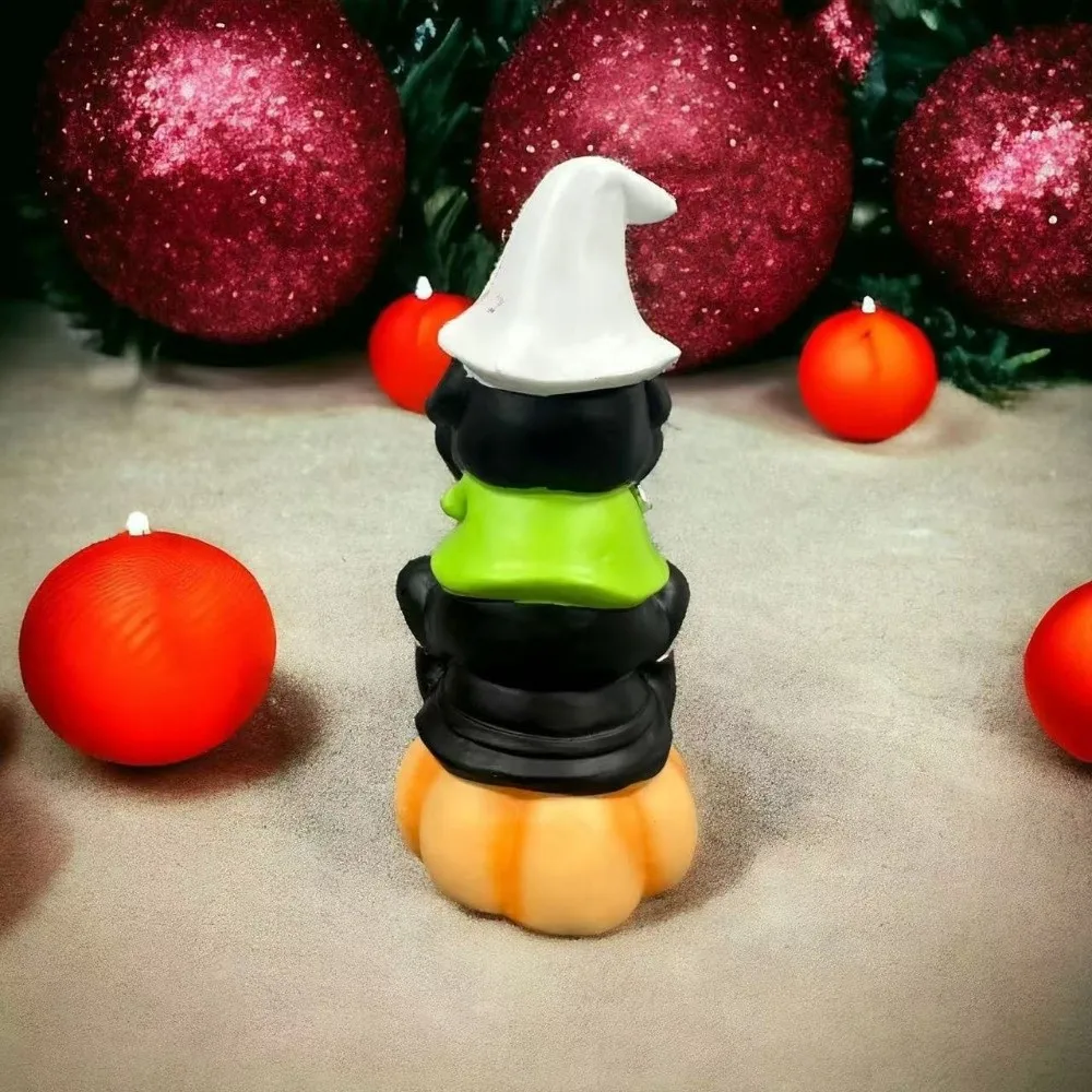 

Creative Unique Dwarf Statue Cartoon Funny Halloween Statue Garden Ornaments Handmade Resin Crafts Party Decor