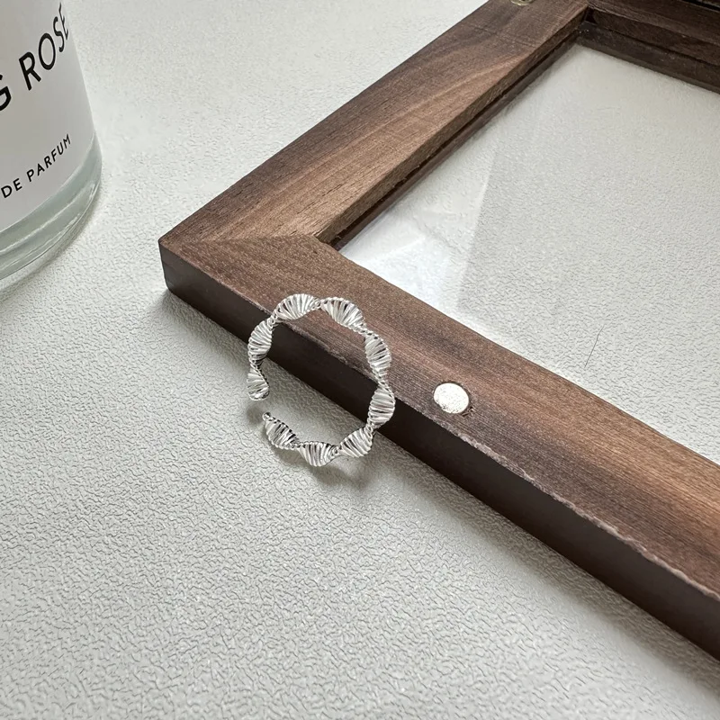 

Anillos Plata De Ley 925 Sterling Silver Korean Fashion Wave Simple Twist Ring