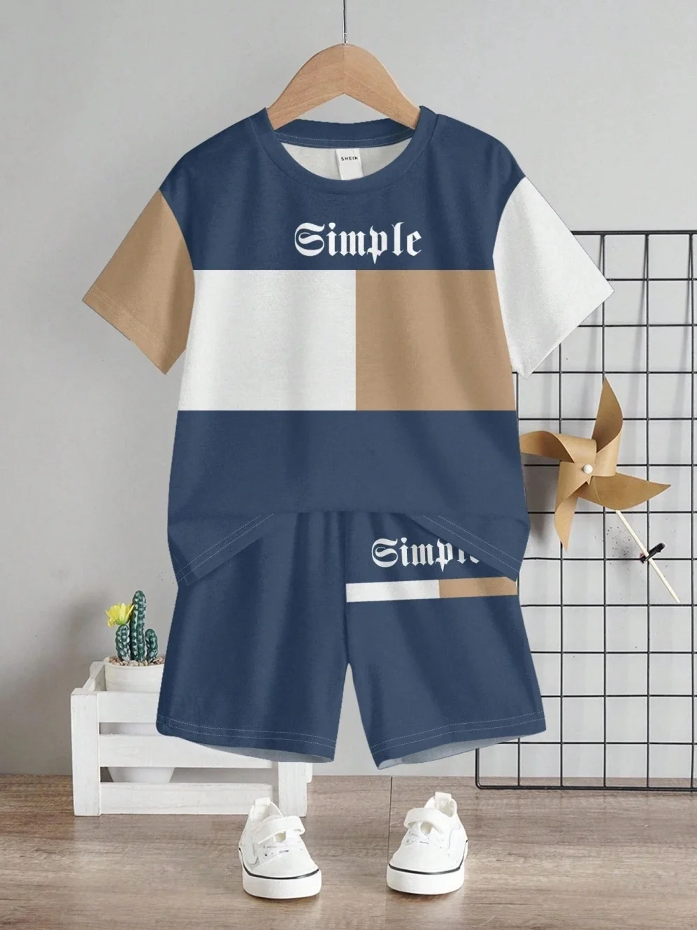 Kinder-T-Shirt für Jungen, schlichter Buchstabendruck, Sommer, Straßensport, Kurzarm-Set, modische, bequeme Kinderkleidung für Jungen – Detail 6