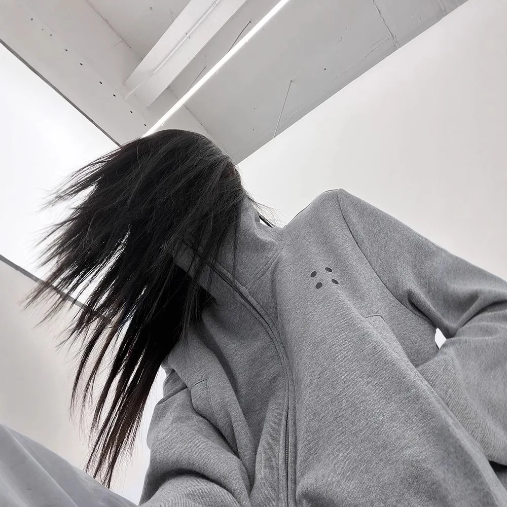 Minimalistyczna i uniwersalna cienka kurtka sportowa na jesień i zimę 2025, sweter z podwójnym zamkiem błyskawicznym, krótki płaszcz ze stójką.