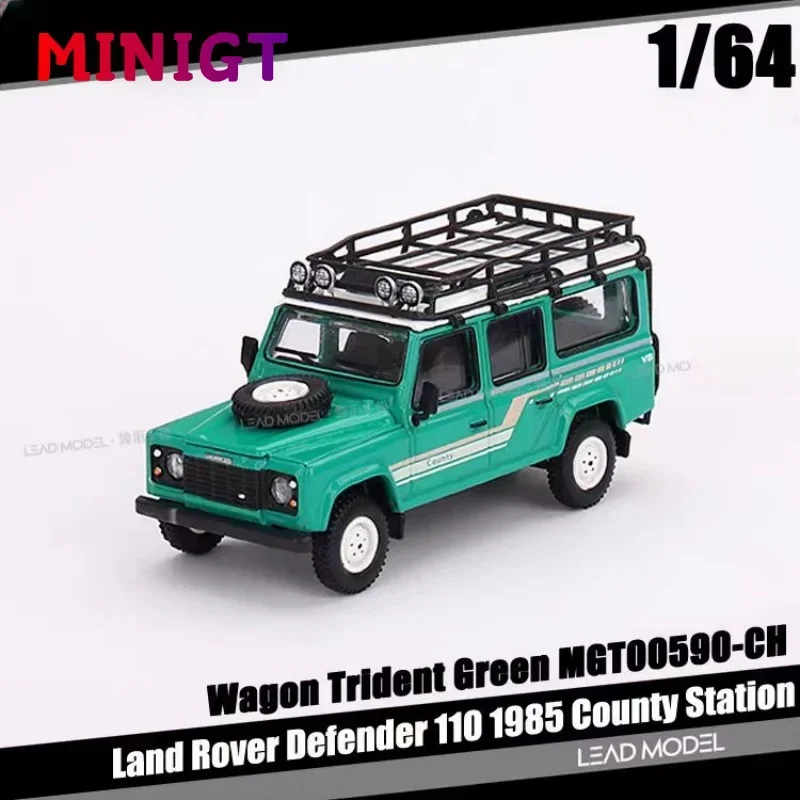 1:64 110 Defender off-road vehicle Green 590 alloy die-cast simulation model, It is a boy's toy and a children's birthday gift