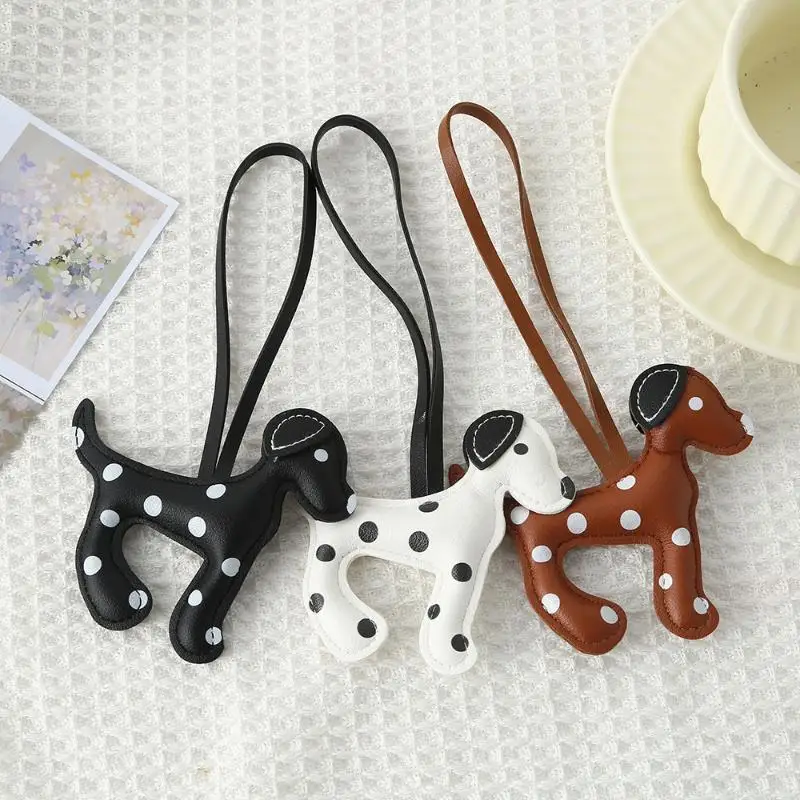 PU Leather Dachshund Bag Charms With Lovely Design And Durable Texture For Decorating Backpacks Keys Purses
