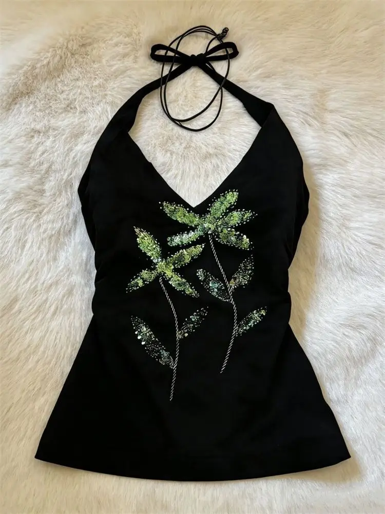 2026 Summer New Black Halter Vest Ladies Pure Desire Style Slim Figure Flattering Unique Fashion Spicy Girl Basic Top