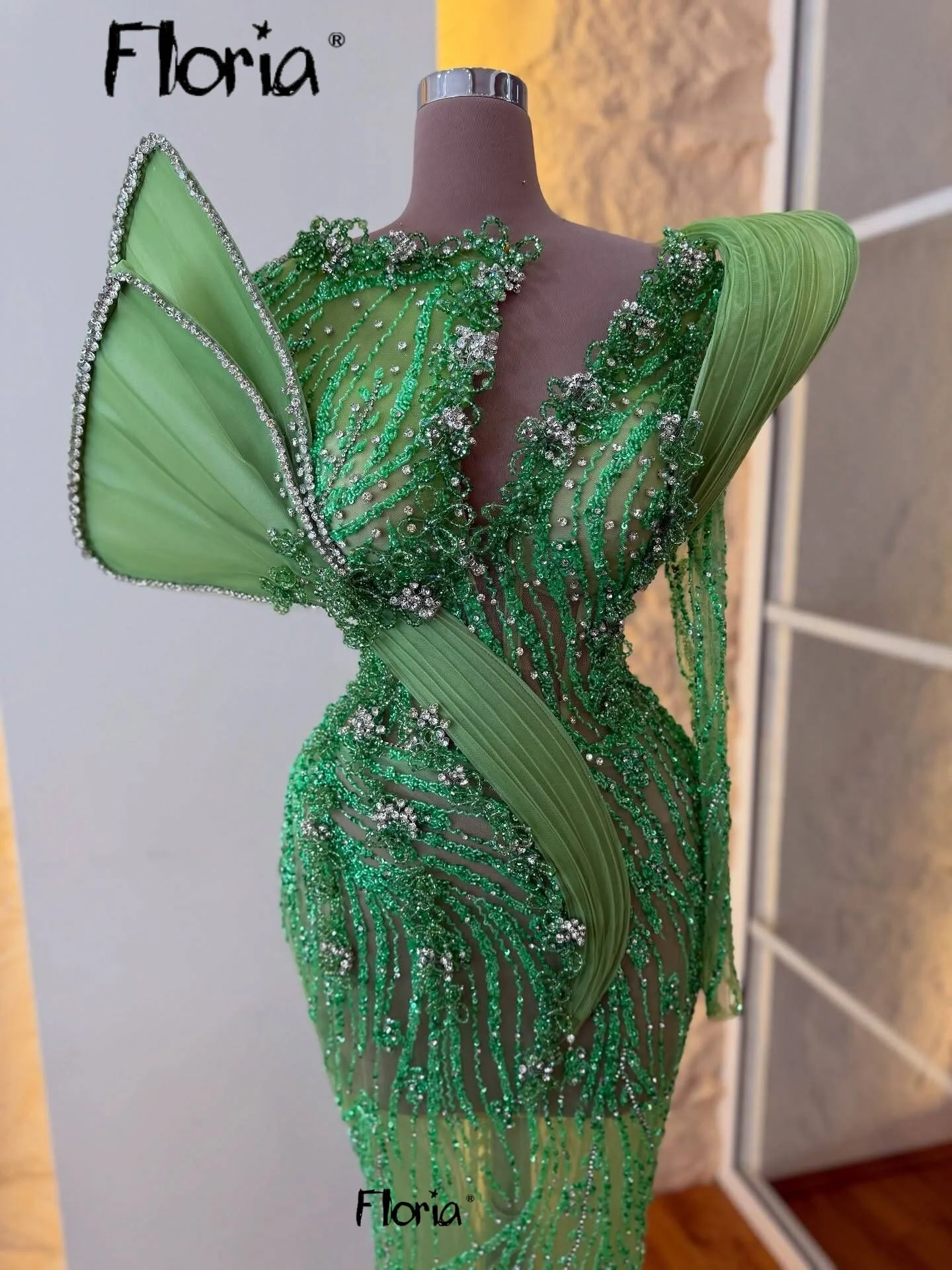 

Green Prom Dress Illusion Long Luxury Wedding Guest Gowns Customized Dubai Beaded Birthday Party Dresses فساتين سهره