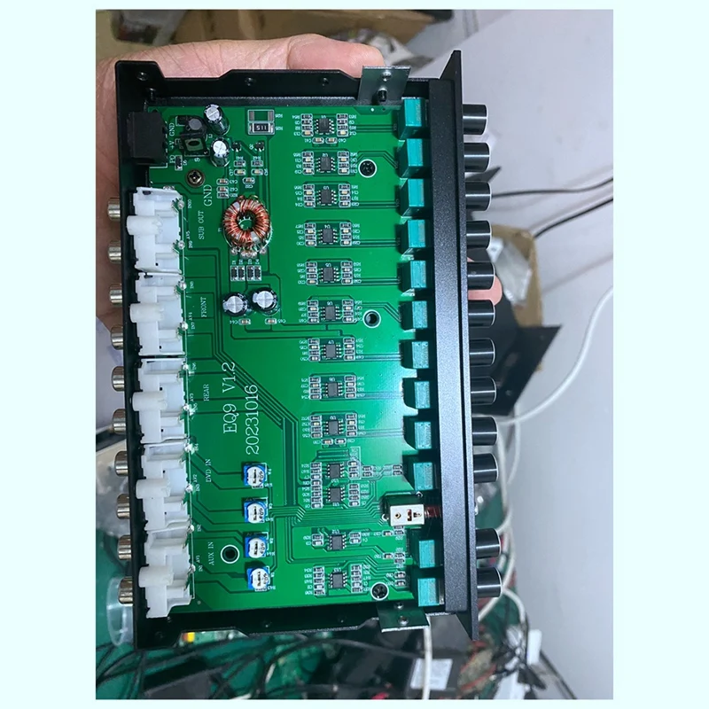 【ساخن】معادل رسومات السيارة الرقمية ذات 9 نطاقات مكعب تلقائي ADL-EQ9 معادل مضخم صوت السيارة من السلسلة الكاملة مع فلتر قابل للتعديل