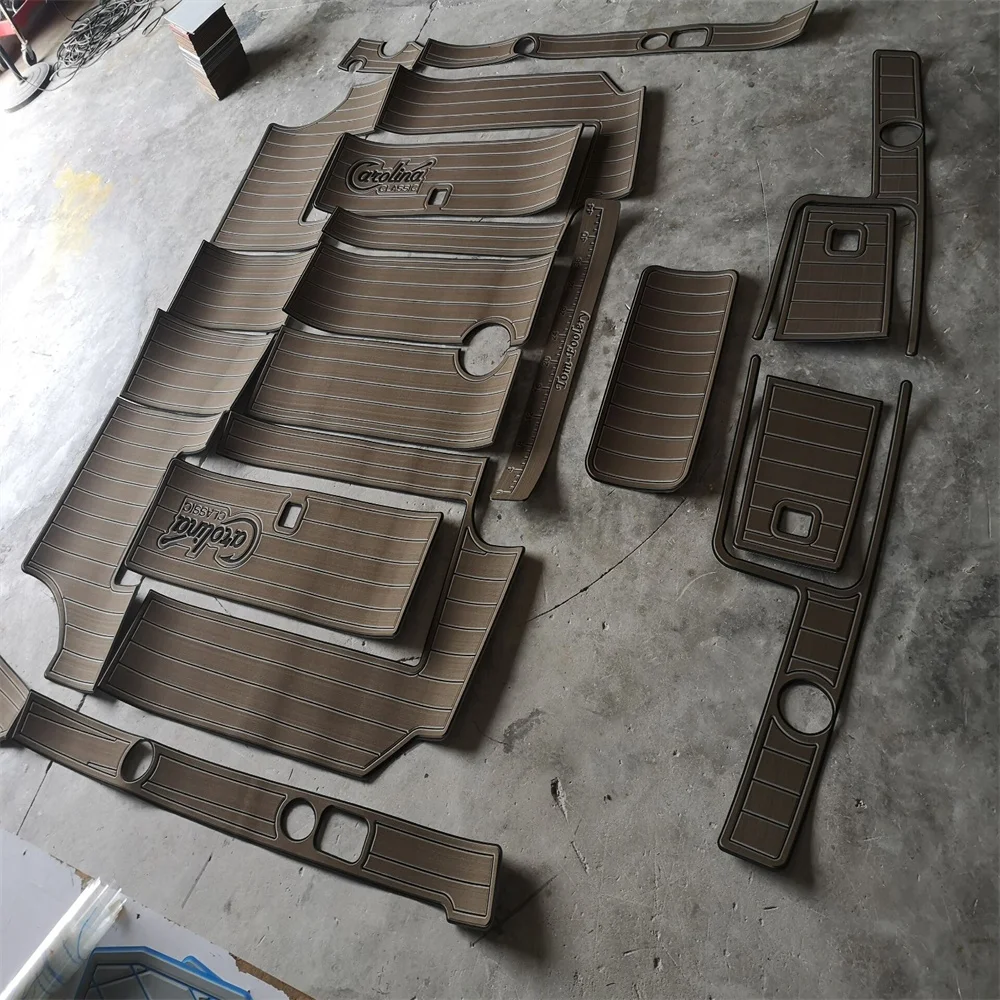 1998 Carolina Classic 28 ห้องนักบิน Pad เรือ EVA โฟม Faux Teak Deck แผ่นพื้น SeaDek MarineMat Gatorstep สไตล์ Self กาว