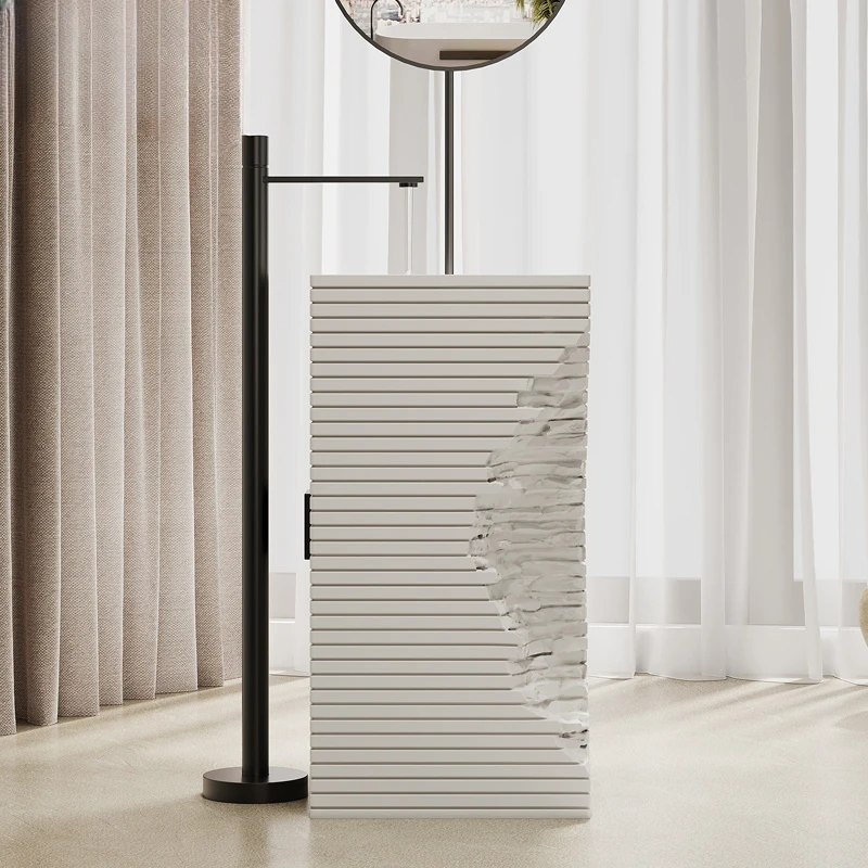 Lavatório integrado do pilar do hotel