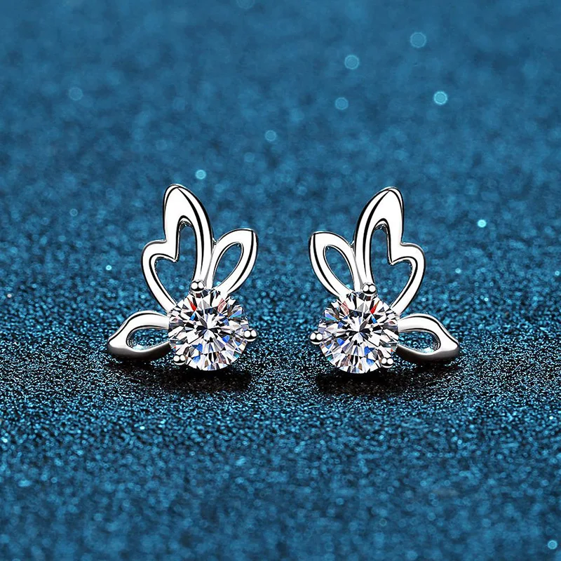 D color moissanite fashion simple light luxury butterfly earrings classic 50 points moissanite earrings platinum PT950 mark